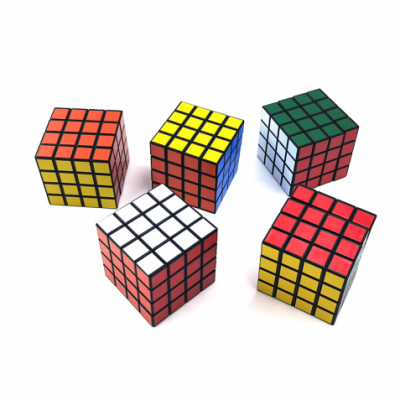 58MM Rubik's Cube smoke grinder  M-2058