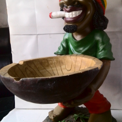 Large resin ashtray 406083