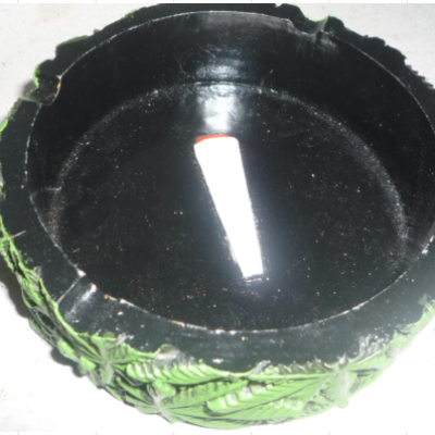 Resin ashtray P3031