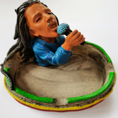 Resin ashtray R6215